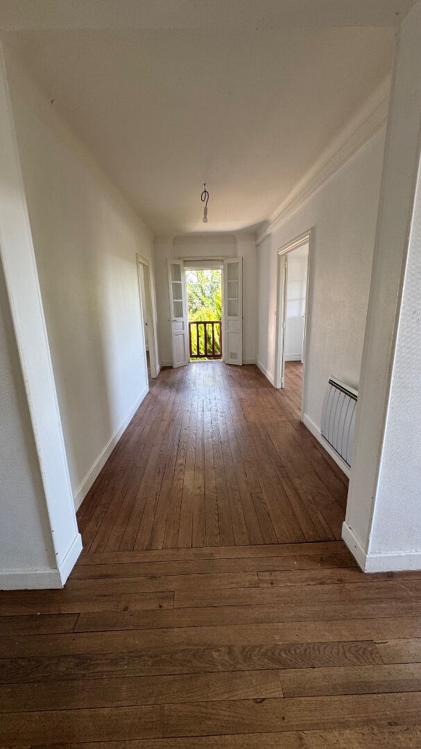 Photo Immeuble centre ville Orthez quartier Foirail / 2 T4 de 100m²  avec garage et terrain constructible image 4/6