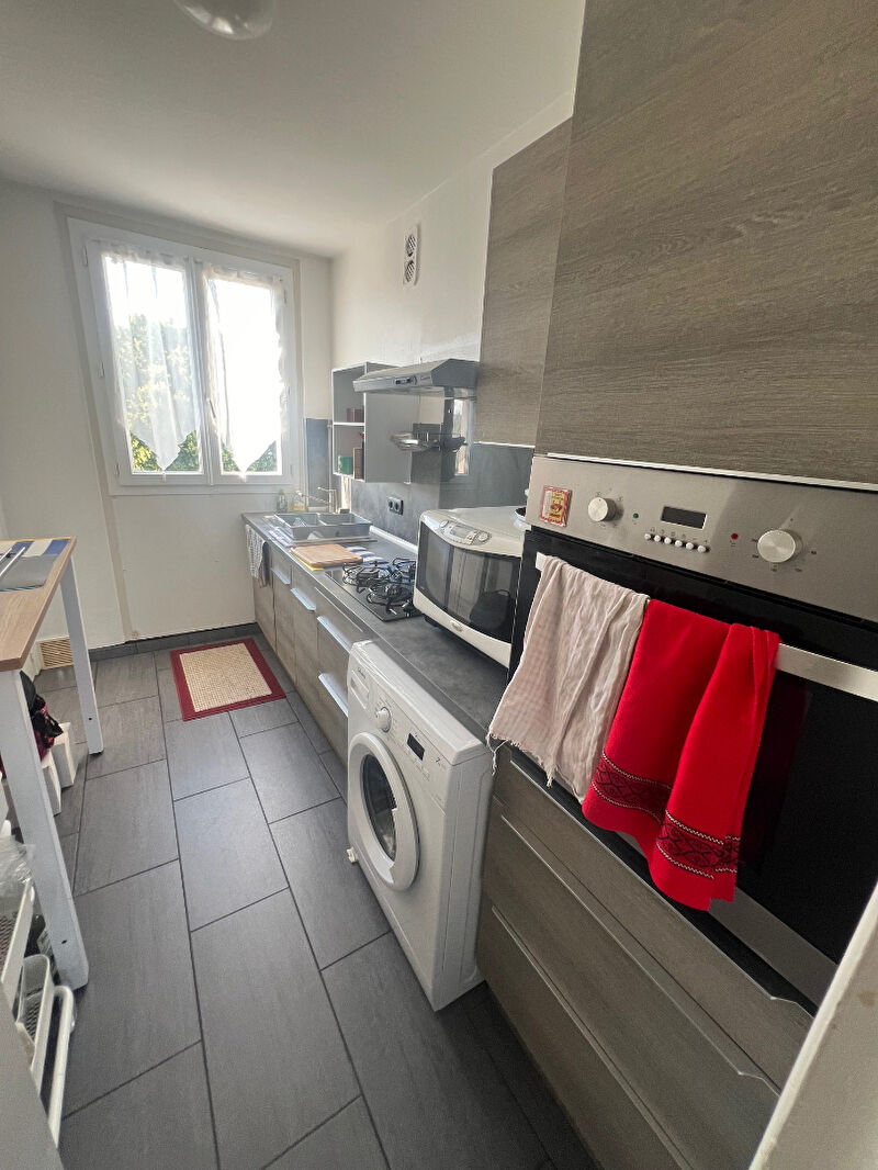 Appartement  6 pièce(s) 80 m2