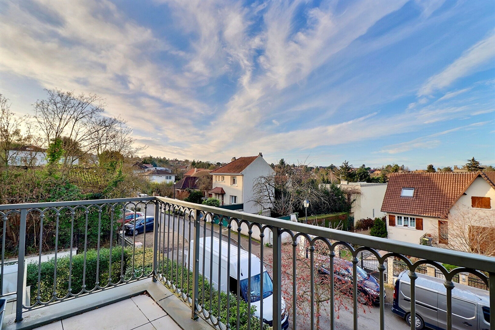 STUDIO 46.70m² - MAREIL MARLY