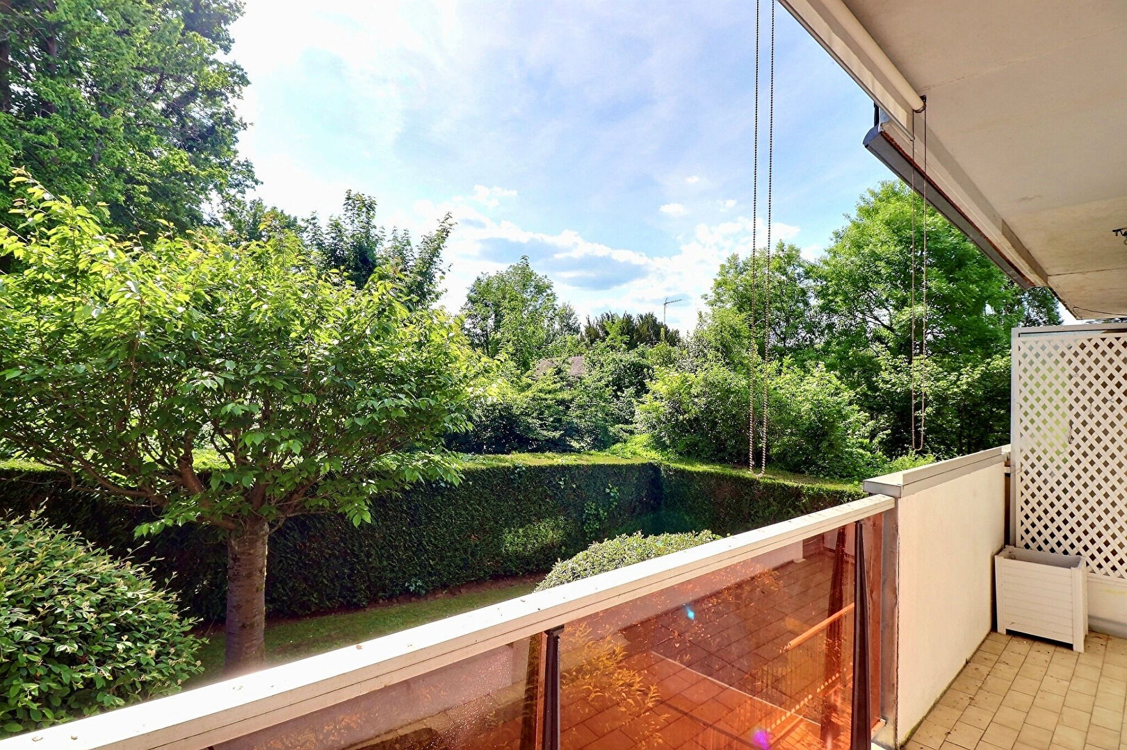 Photo L'ETANG LA VILLE - APPARTEMENT 60m² environ - Résidence 1980 image 5/6