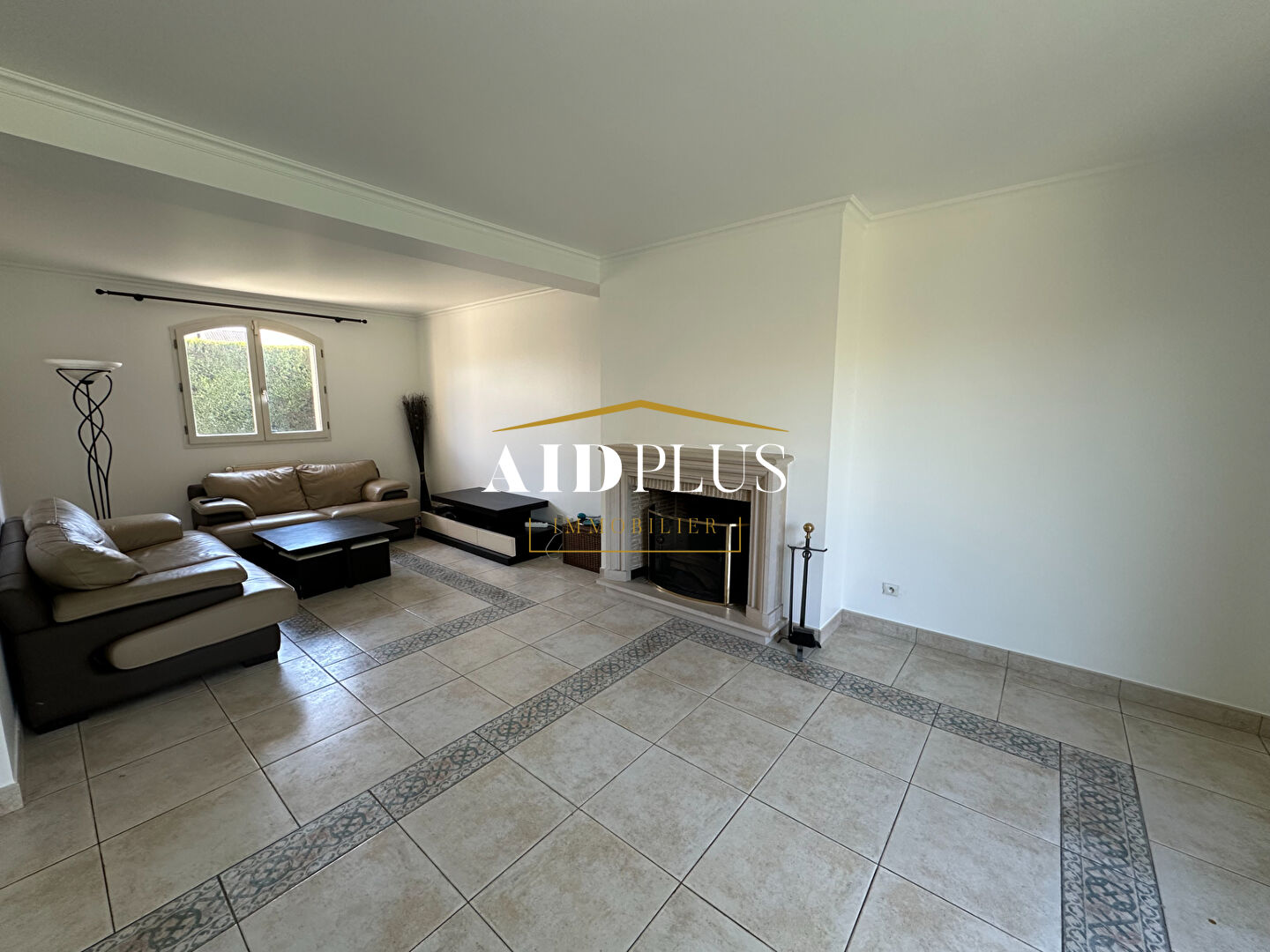 Photo SAINT PRIX image 1/6