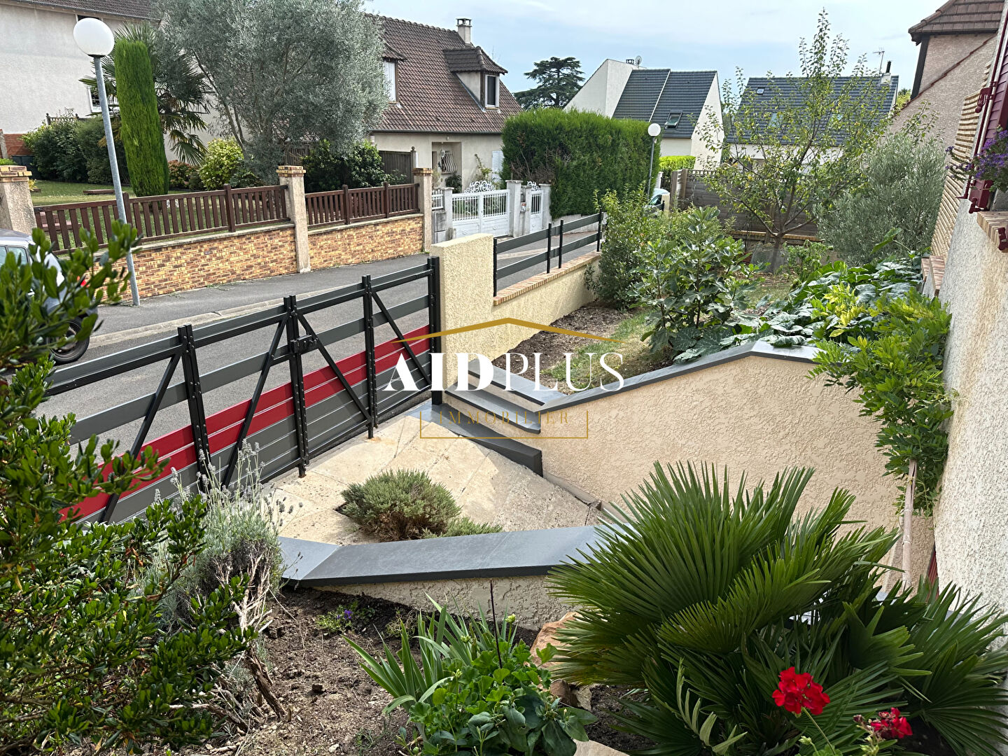 Photo SAINT PRIX - Mi-côteaux image 4/6