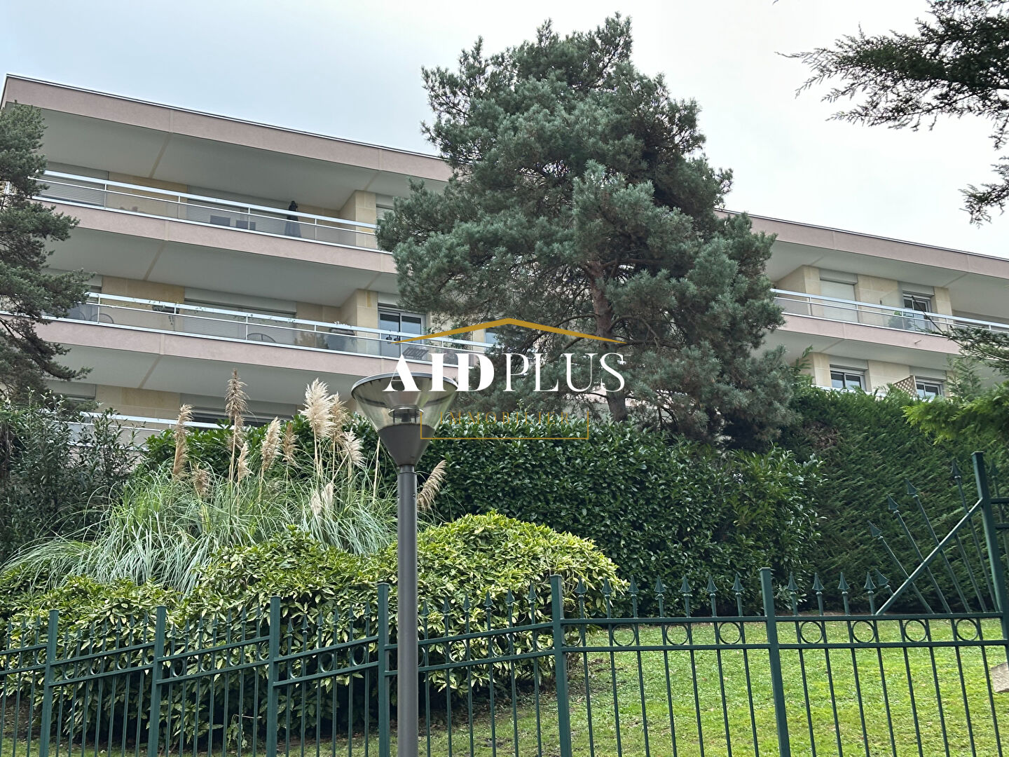 Agence immobilière de AID PLUS IMMO Saint-Leu-La-Forêt - AID PLUS IMMO