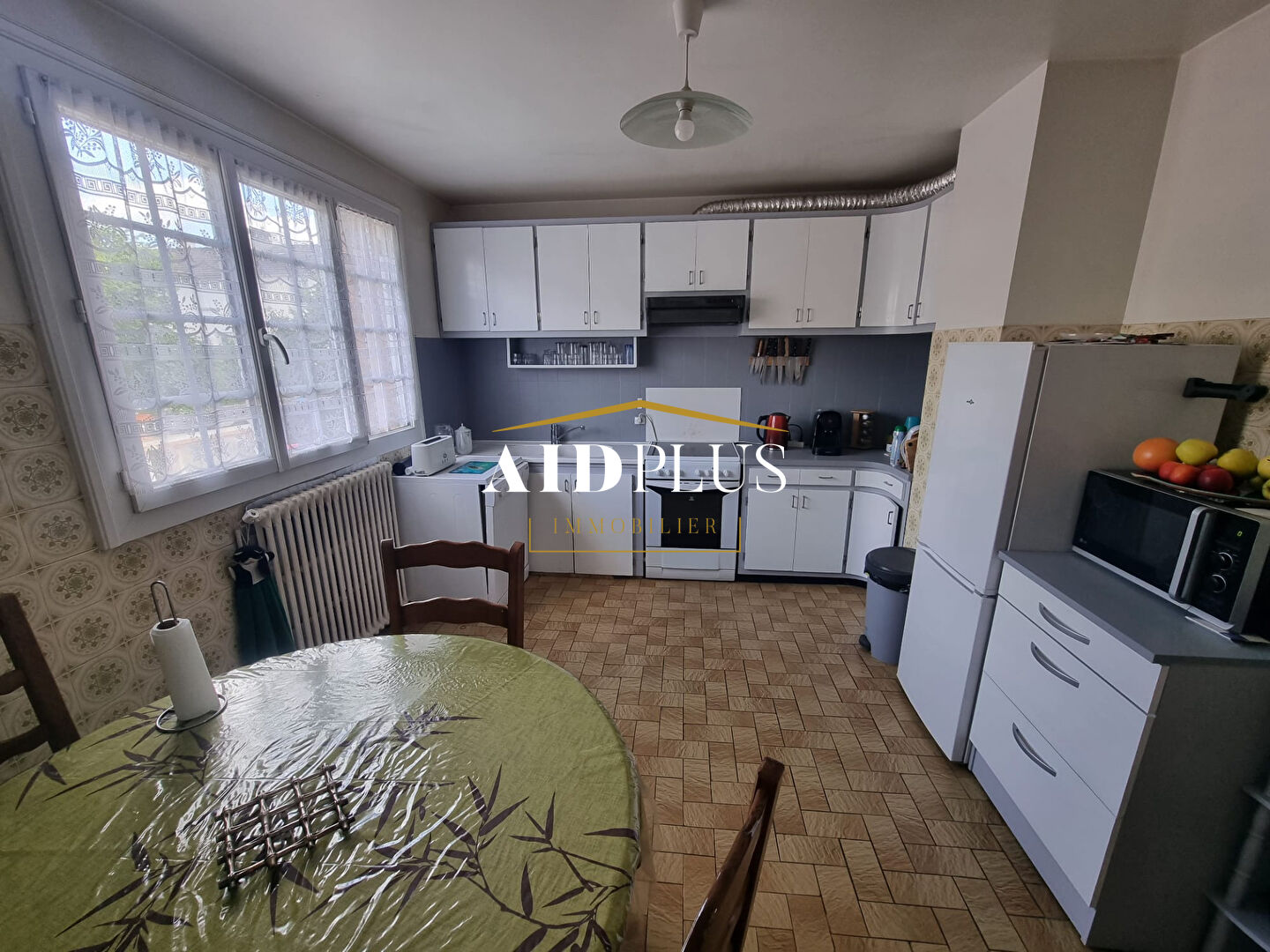 Photo Taverny  maison familiale avec sous-sol total & dépendance ? À visiter ! image 3/6