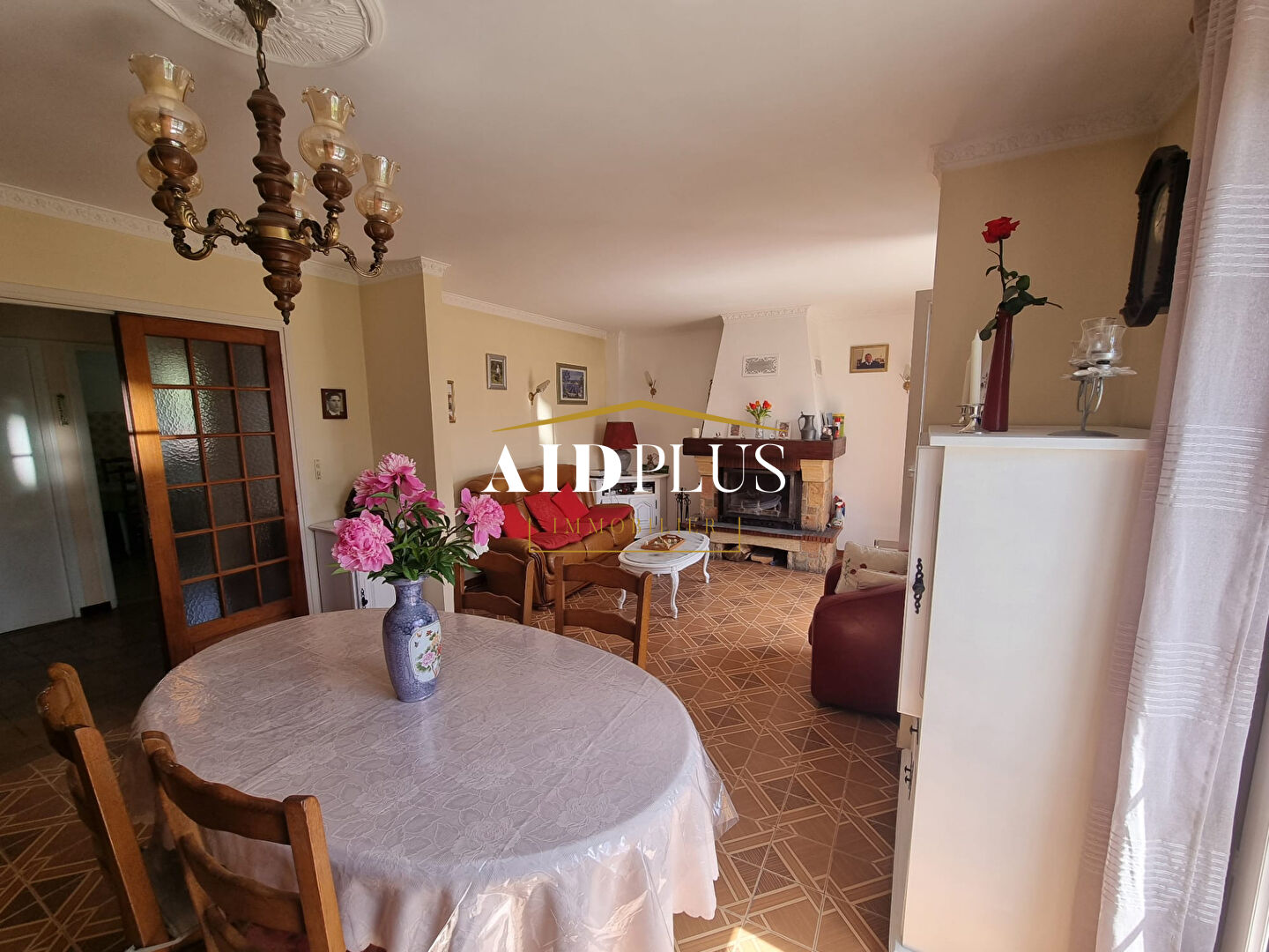 Photo Taverny  maison familiale avec sous-sol total & dépendance ? À visiter ! image 4/6