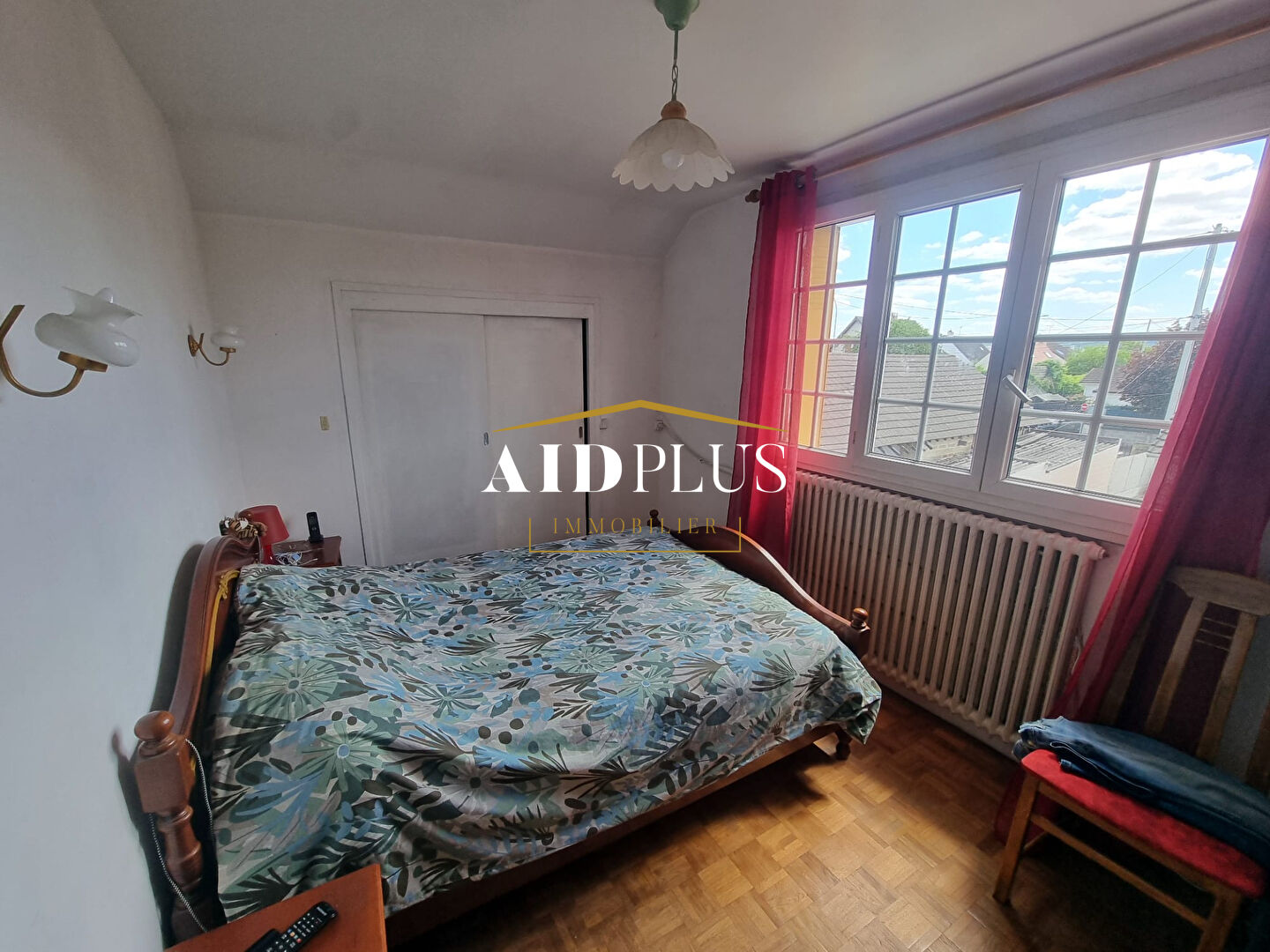 Photo Taverny  maison familiale avec sous-sol total & dépendance ? À visiter ! image 6/6