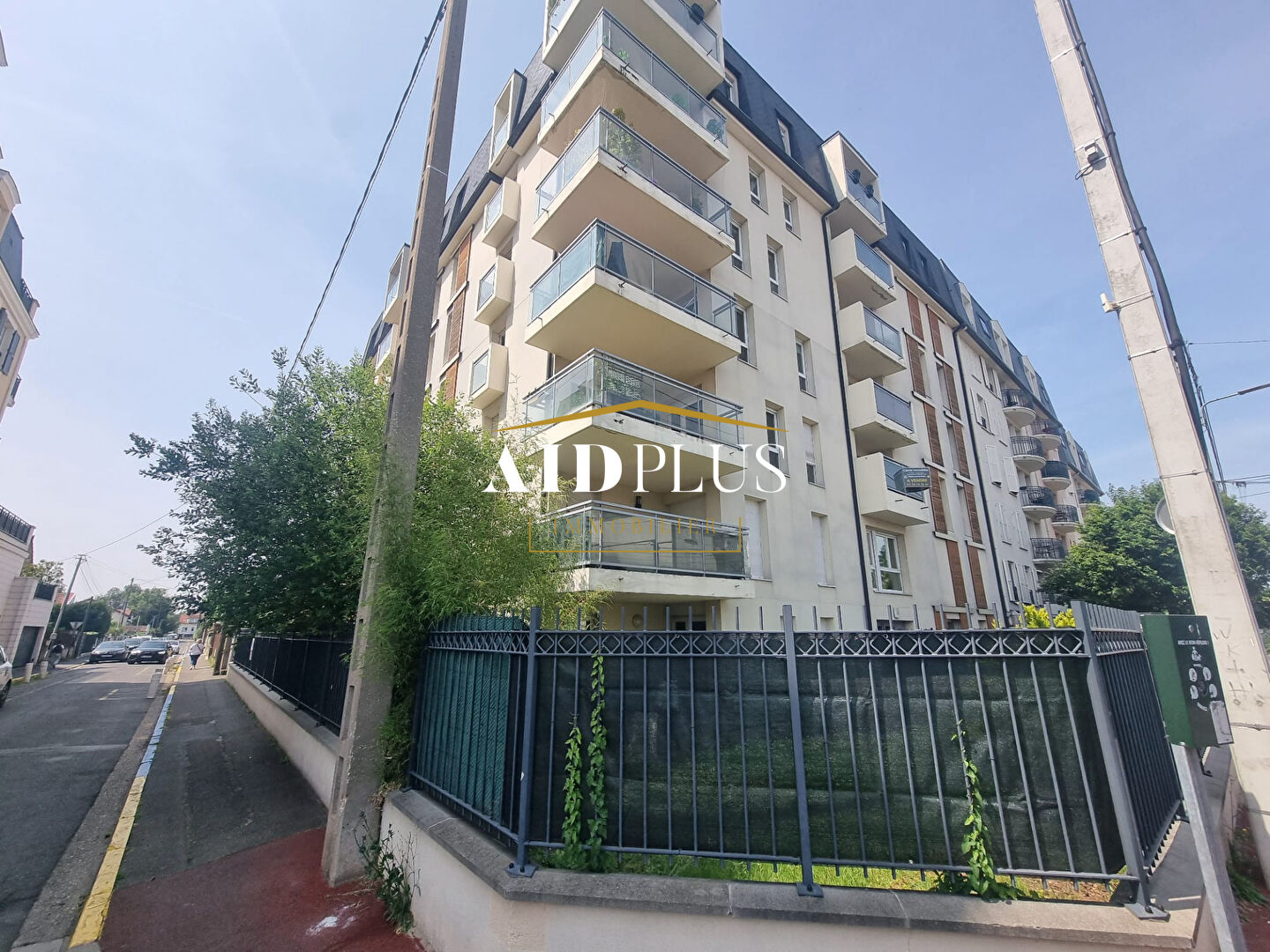 Agence immobilière de AID PLUS IMMO Saint-Leu-La-Forêt - AID PLUS IMMO