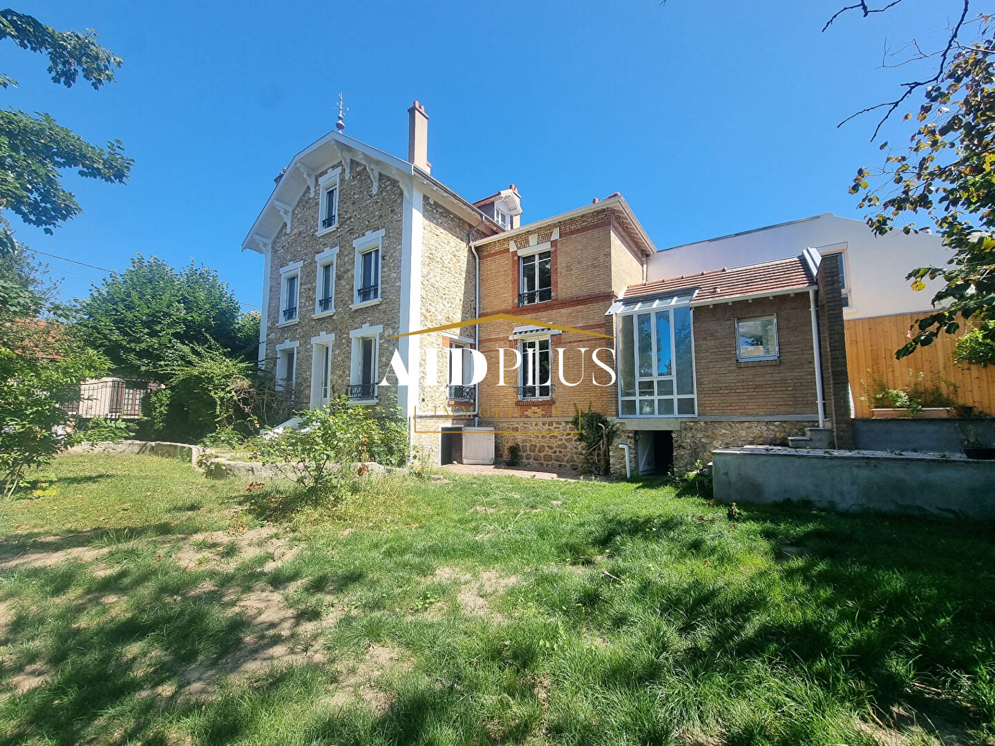 Meulière de charme 160 m² Proche centre-ville