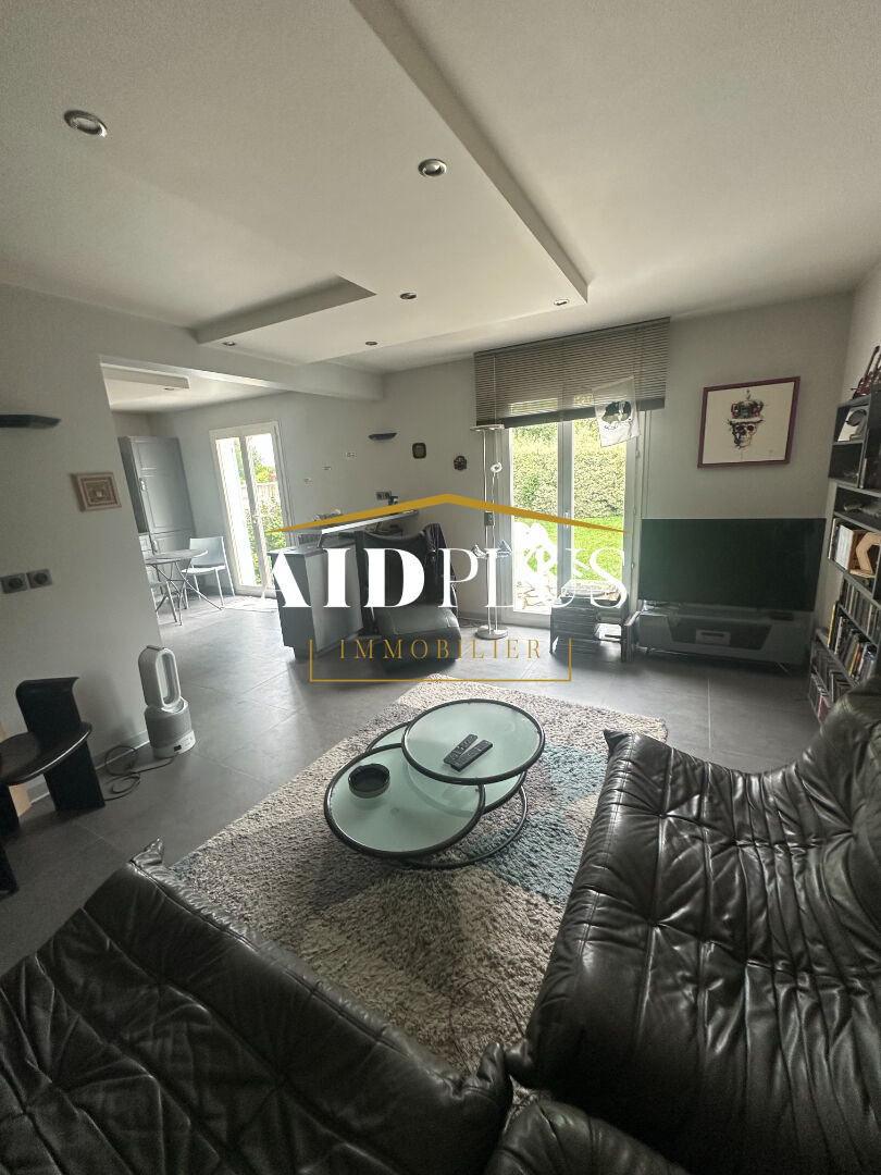 Photo Maison Saint Leu 5 pièce(s) 100 m2 image 4/6