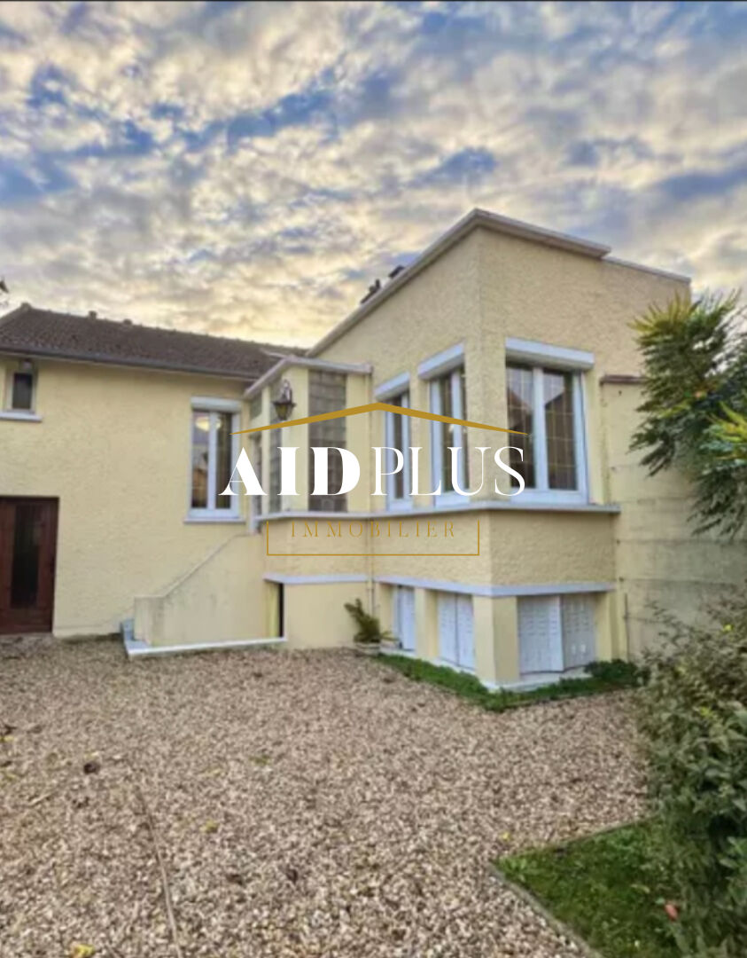 Photo Maison Saint Prix 5 pièce(s) 80 m2 image 2/6