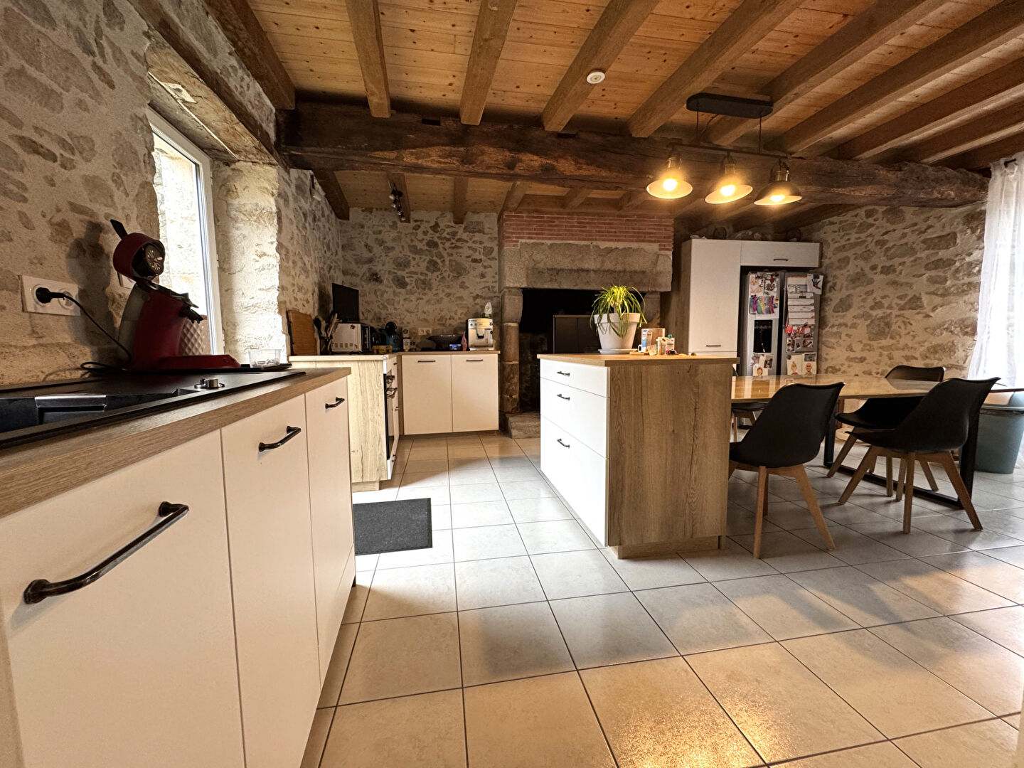 Beaulieu Sous La Roche, 2 Maisons sur 1362 m² de terrain