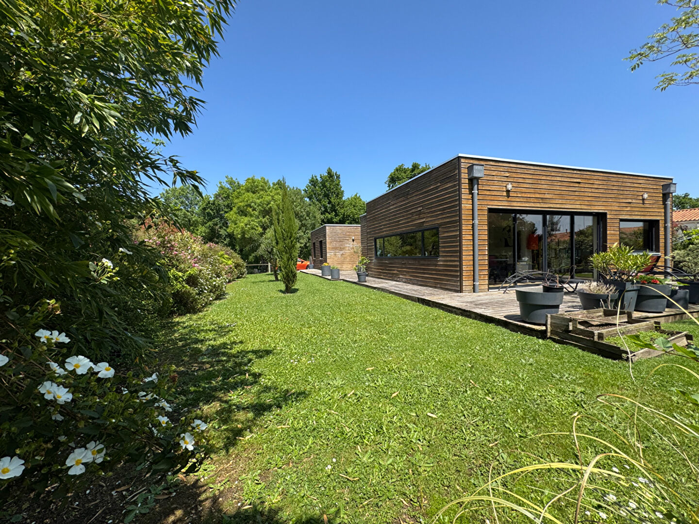 Agence immobilière de AIZENAY IMMOBILIER - AIZENAY IMMOBILIER