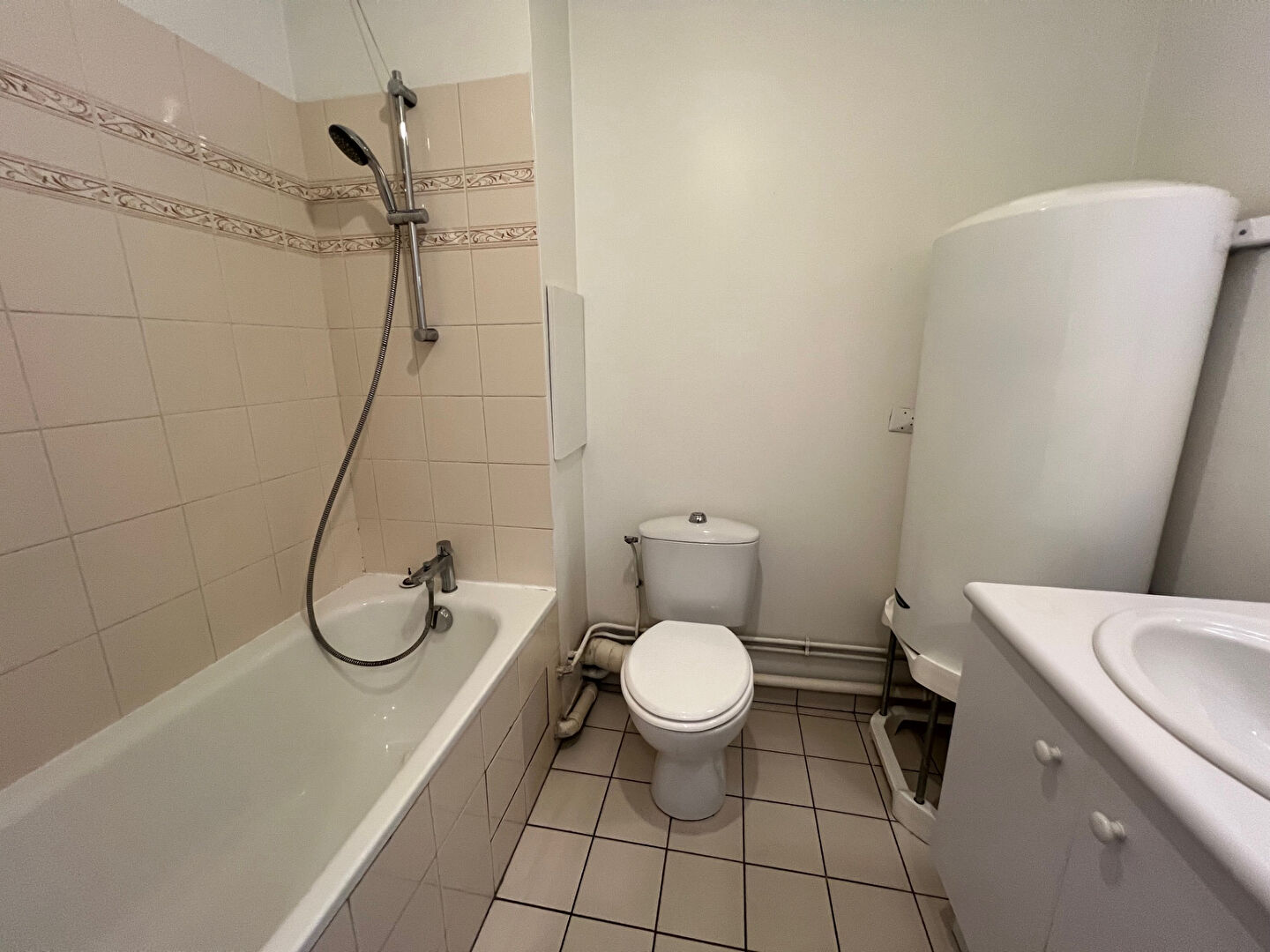 Photo Appartement Livry Gargan 1 pièce(s) 29 m2 image 4/4