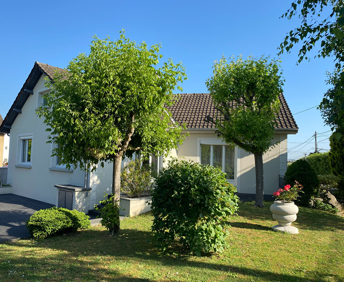 Agence immobilière de A.J.C. IMMOBILIER Le Raincy - A.J.C. IMMOBILIER