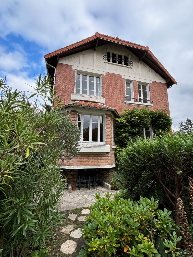 Agence immobilière de A.J.C. IMMOBILIER Le Raincy - A.J.C. IMMOBILIER