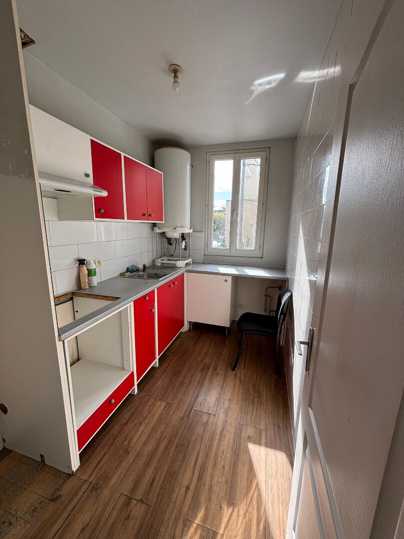 Photo Appartement Sevran 4 pièce(s) 64 m2 image 2/6