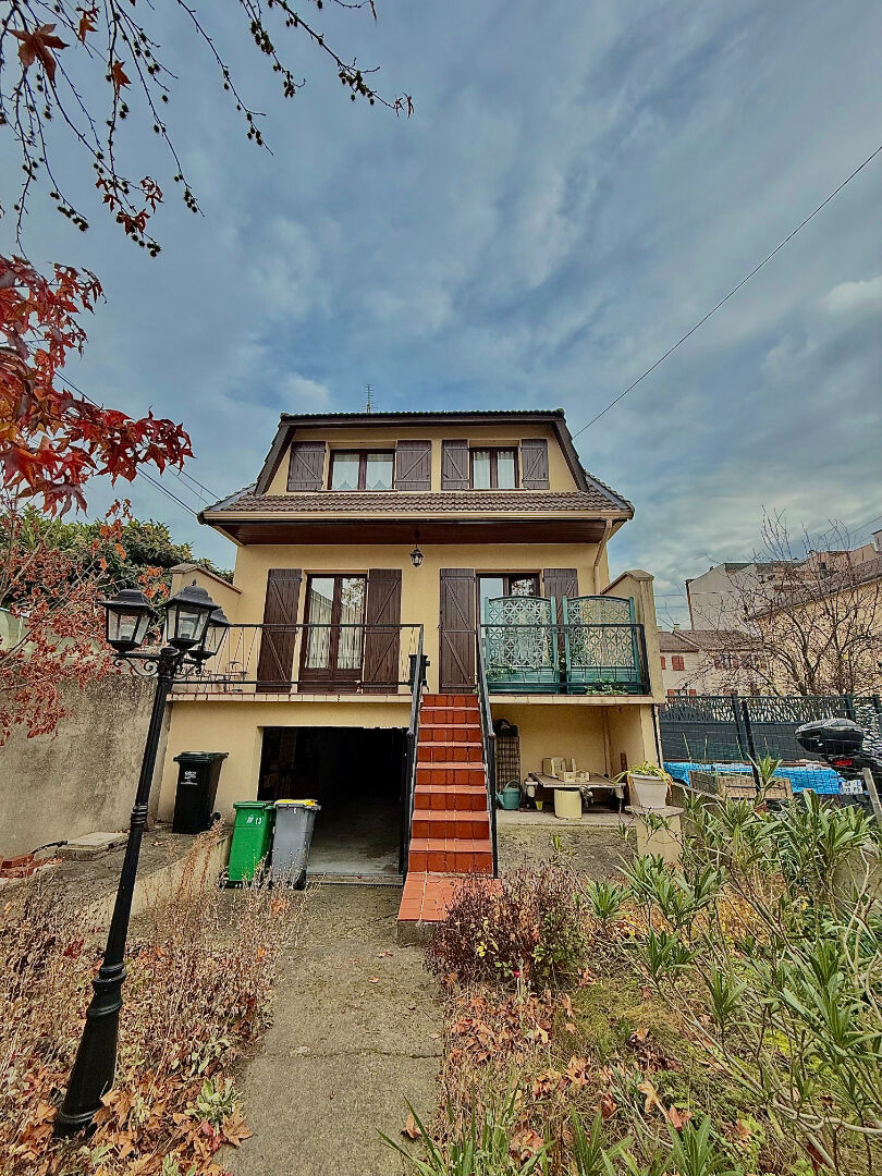 Agence immobilière de A.J.C. IMMOBILIER Le Raincy - A.J.C. IMMOBILIER