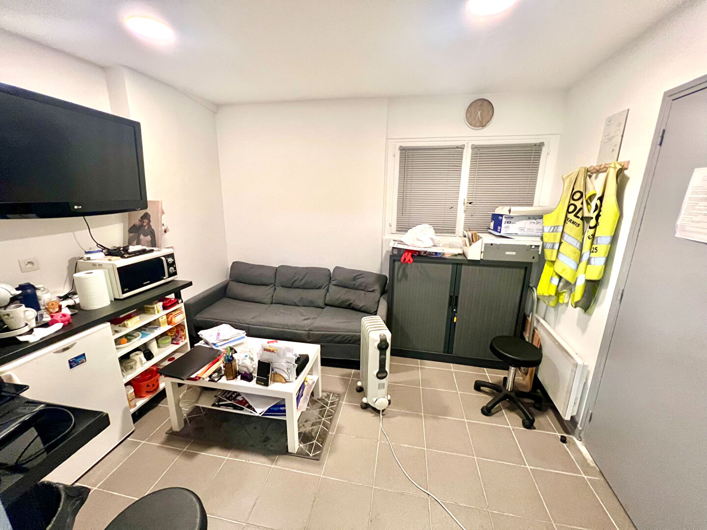 Photo Local commercial Le Raincy 48.81 m2 image 2/3