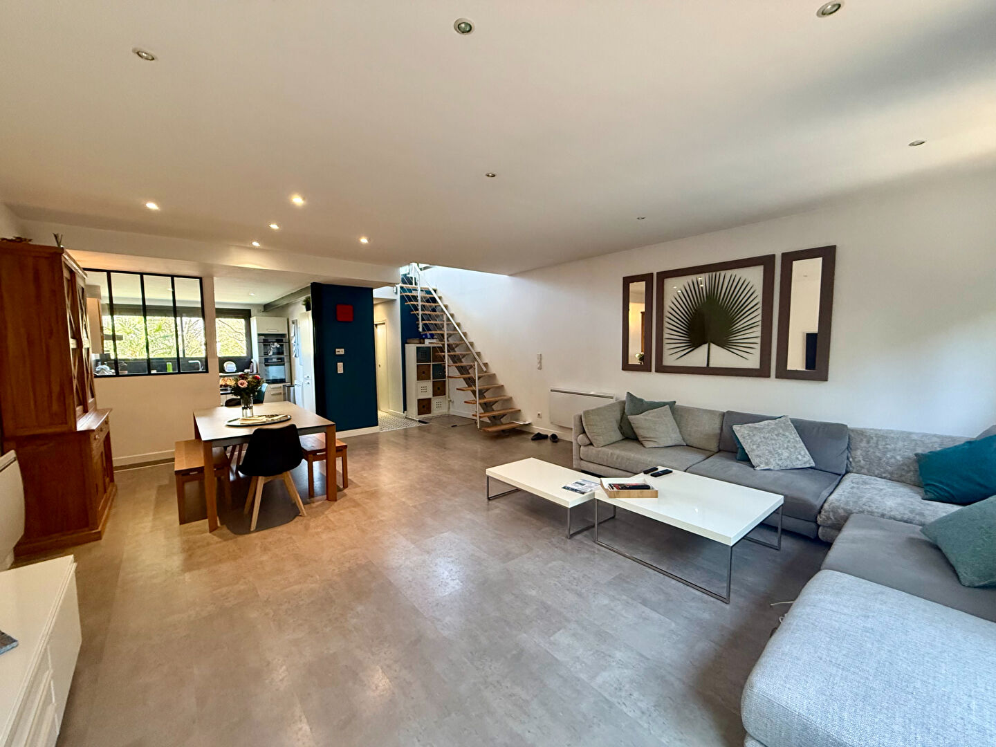 Agence immobilière de A.J.C. IMMOBILIER Le Raincy - A.J.C. IMMOBILIER