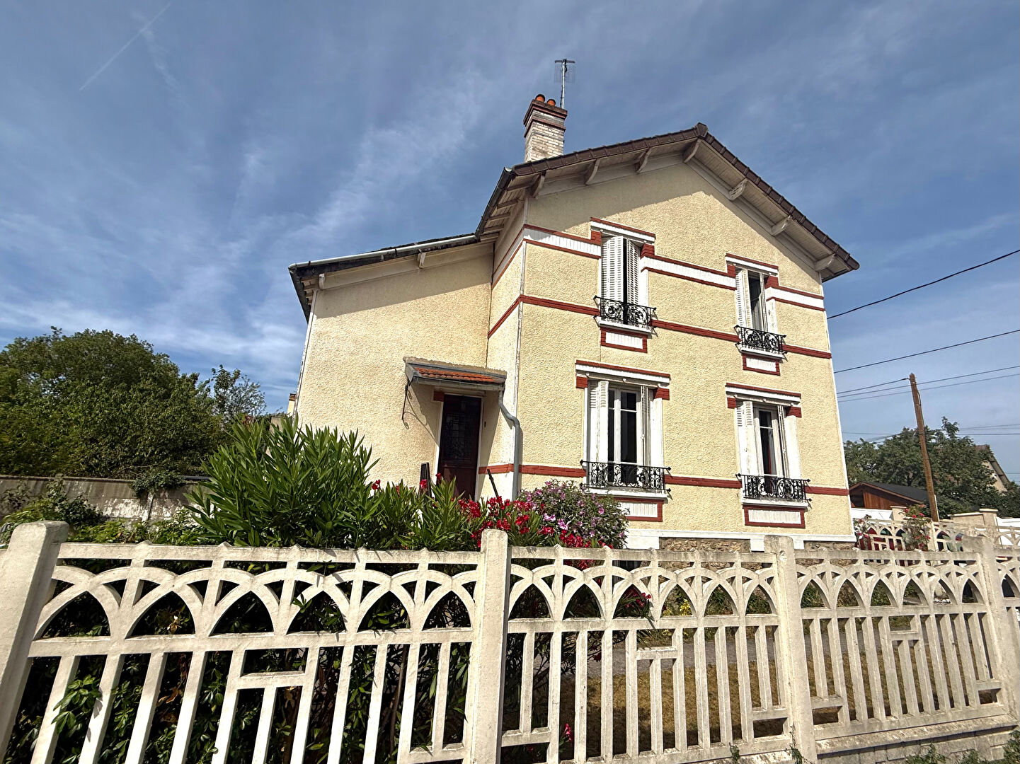Agence immobilière de A.J.C. IMMOBILIER Le Raincy - A.J.C. IMMOBILIER