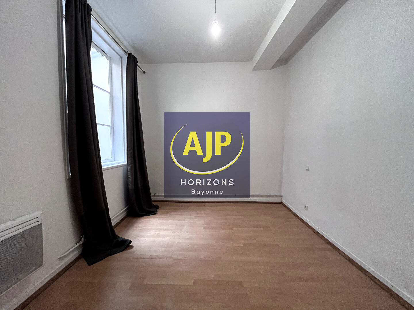 BAYONNE Centre - Appartement T2 - photo 5