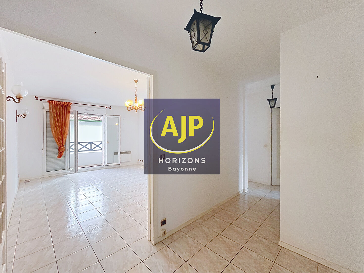 BAYONNE -T3 avec balcon et garage - photo 1