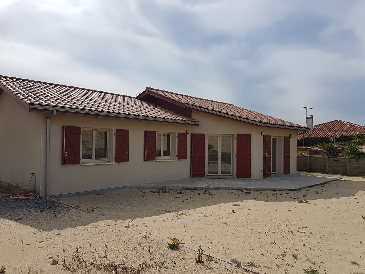 Villa à louer à  l'année - photo 1