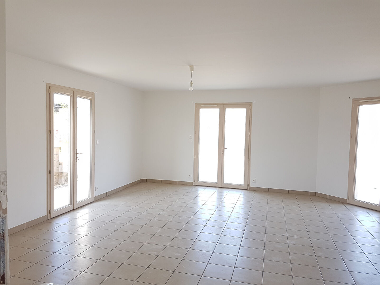 Villa à louer à  l'année - photo 2