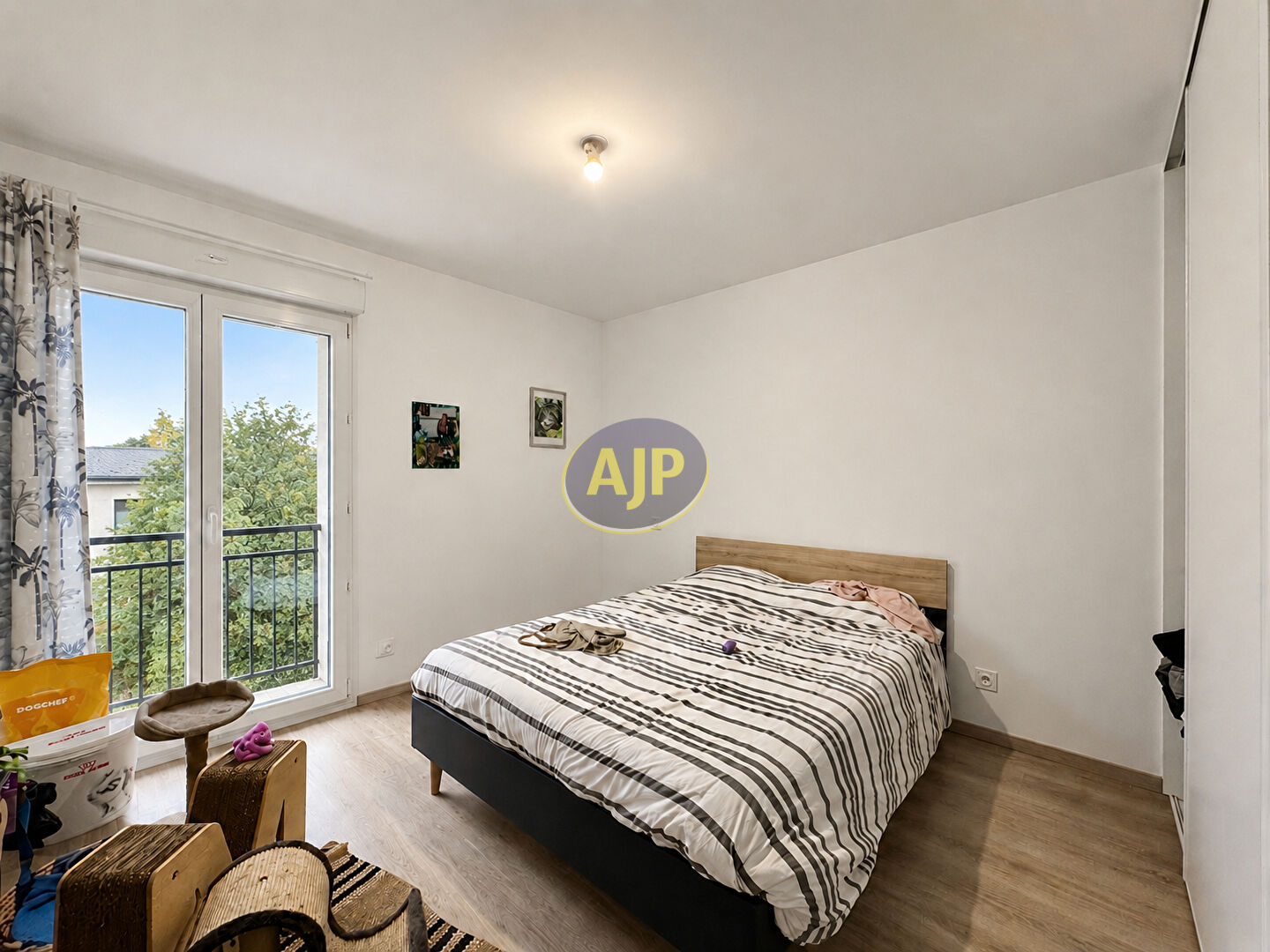 T2 RECENT DERNIER ETAGE AVEC PARKING - photo 6