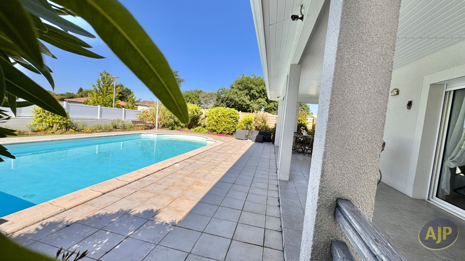 Andernos belle maiison 3 chambres piscine et grand garage - photo 3