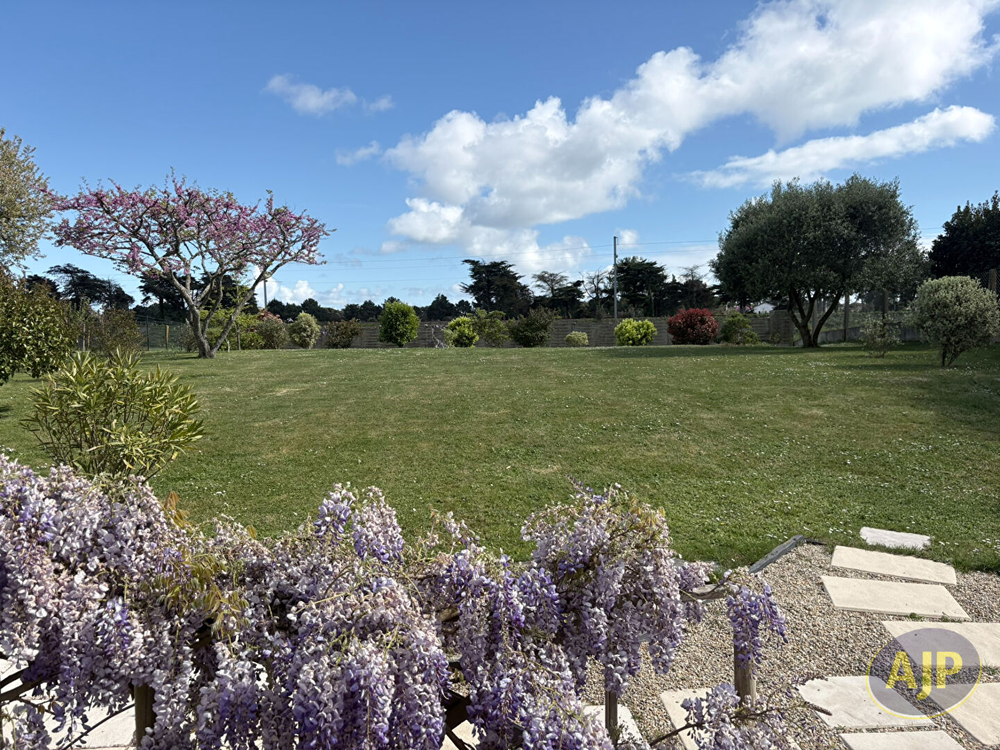 LE POULIGUEN, TERRAIN CONSTRUCTIBLE - photo 1