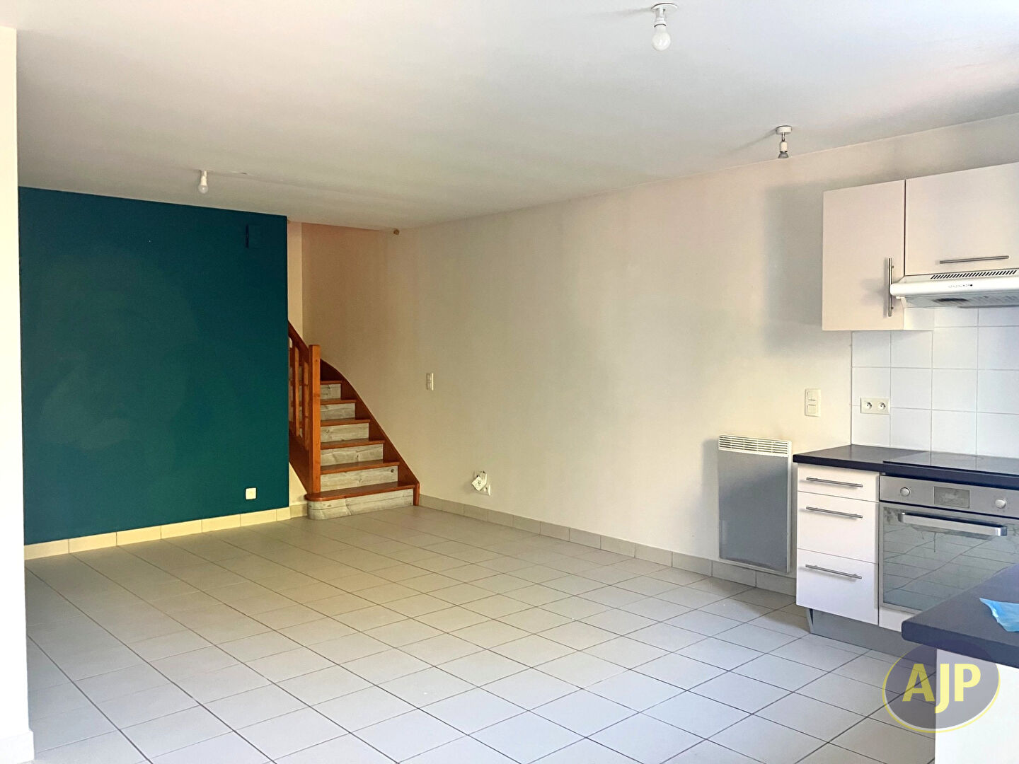 Maison mitoyenne T4 - Arveyres - photo 4