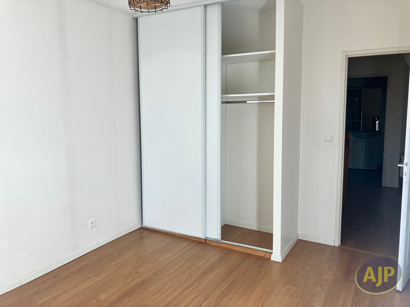 Maison mitoyenne T4 - Arveyres - photo 12