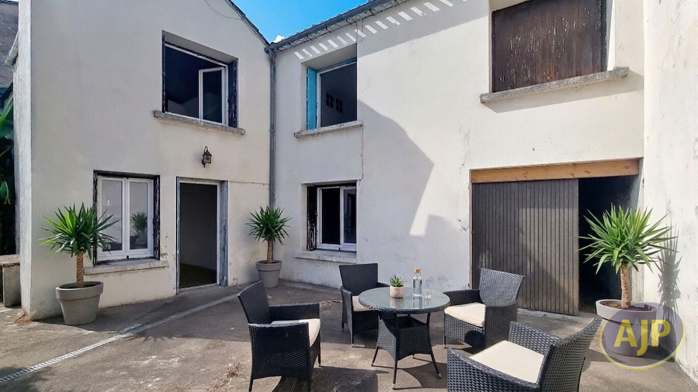 Maison de Bourg proche SAINTE-FOY-LA-GRANDE - photo 1