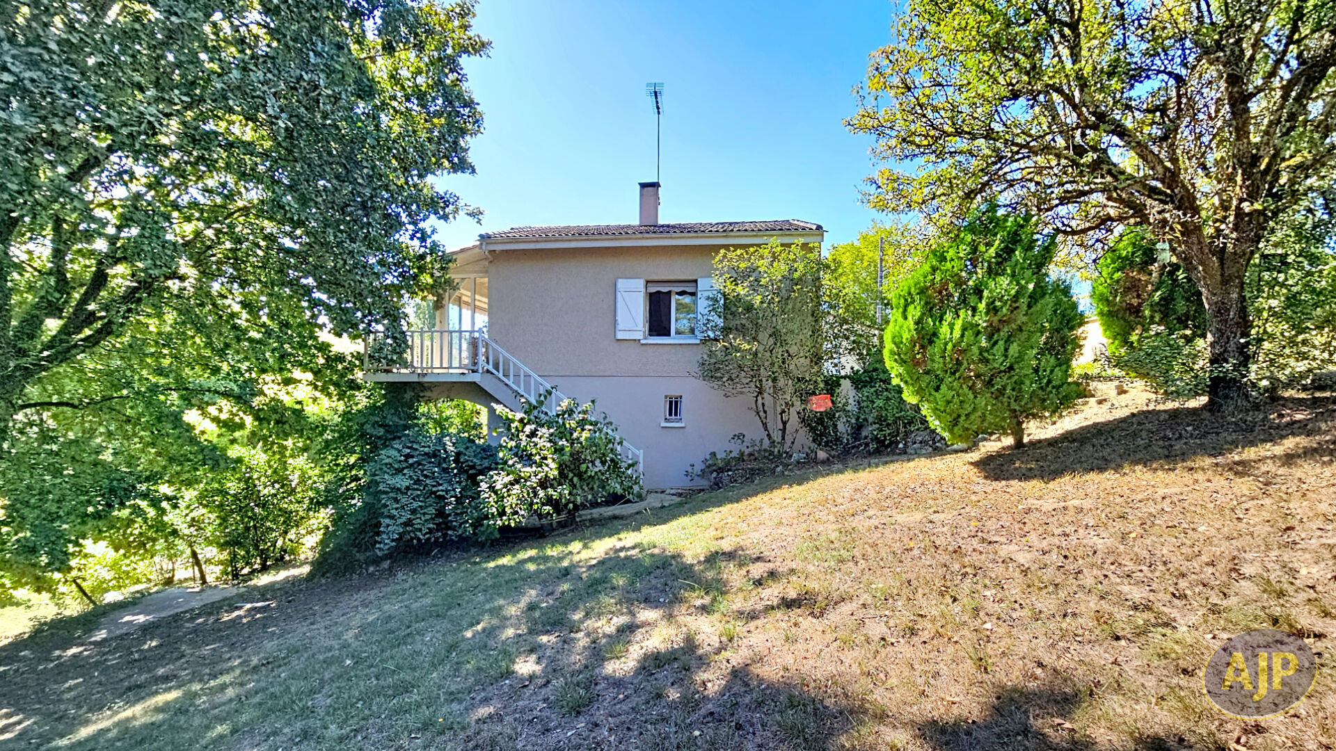Maison + T2 surface totale 154m² environ - photo 5