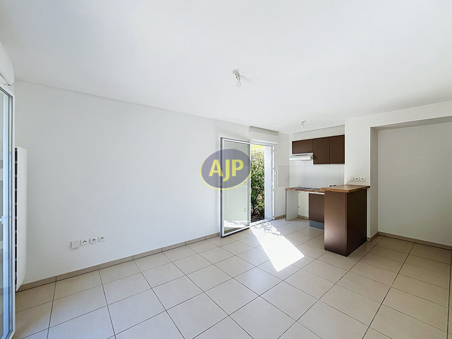 TALENCE T1 bis 34m² avec jardin et parking - photo 10