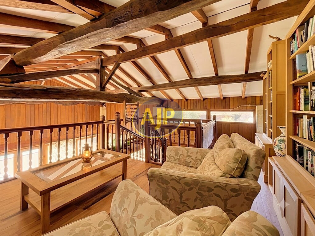 BÉDENAC - PROPRIÉTÉ DE 240 M², 5 CHAMBRES, PISCINE ET PARC ARBORÉ - photo 8