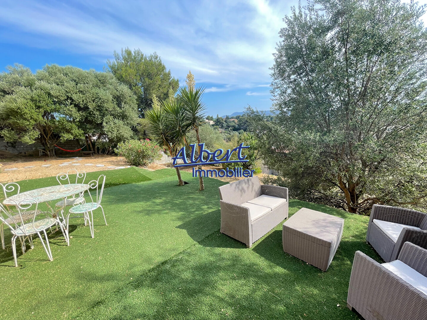 Photo VILLA OLLIOULES - 8 pièce(s) - 225,32 m2 image 4/6