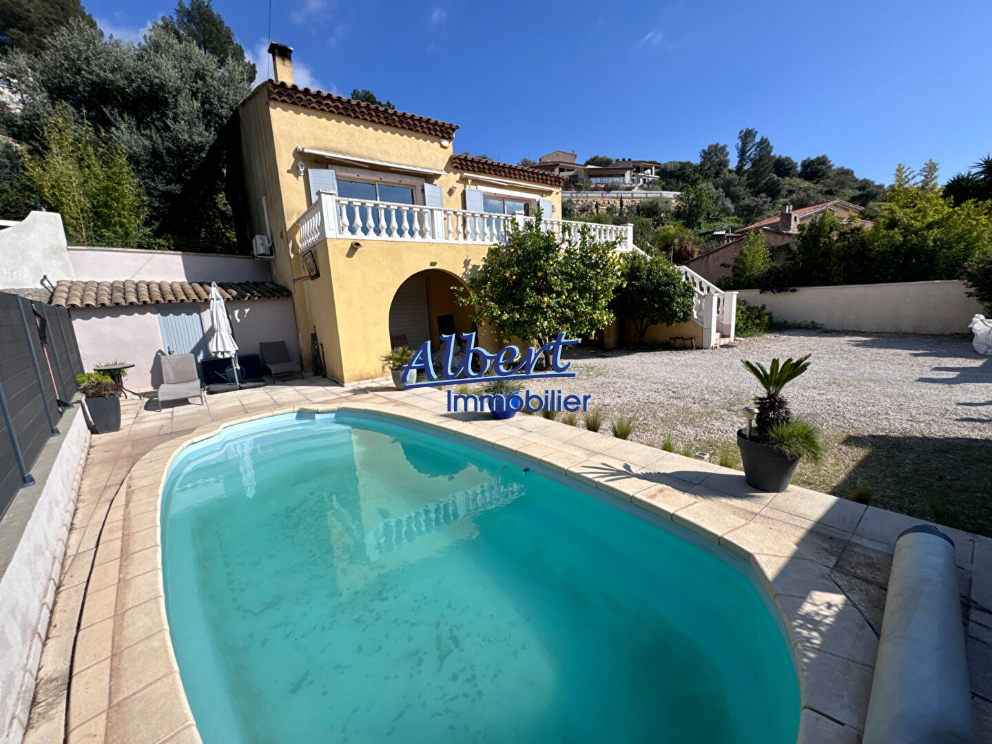 Villa Ollioules 5 pièce(s) 133 m2