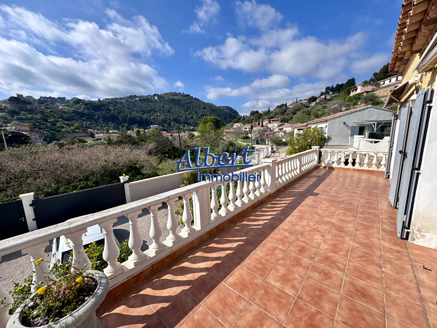 Photo Villa Ollioules 5 pièce(s) 133 m2 image 6/6