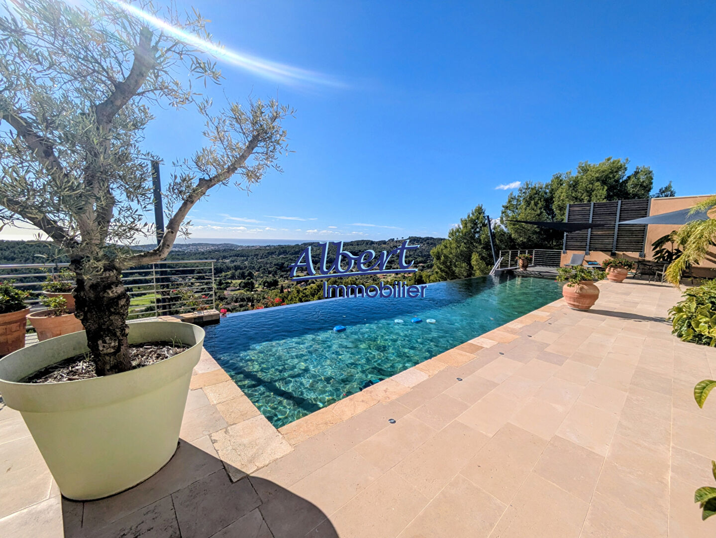 Maison Ollioules 6 pièce(s) 342 m2