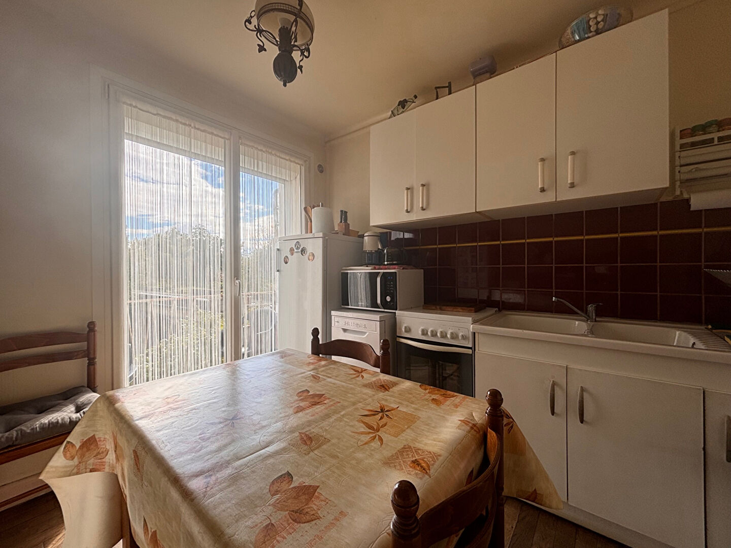 Photo IMMEUBLE - DOUZY image 2/6