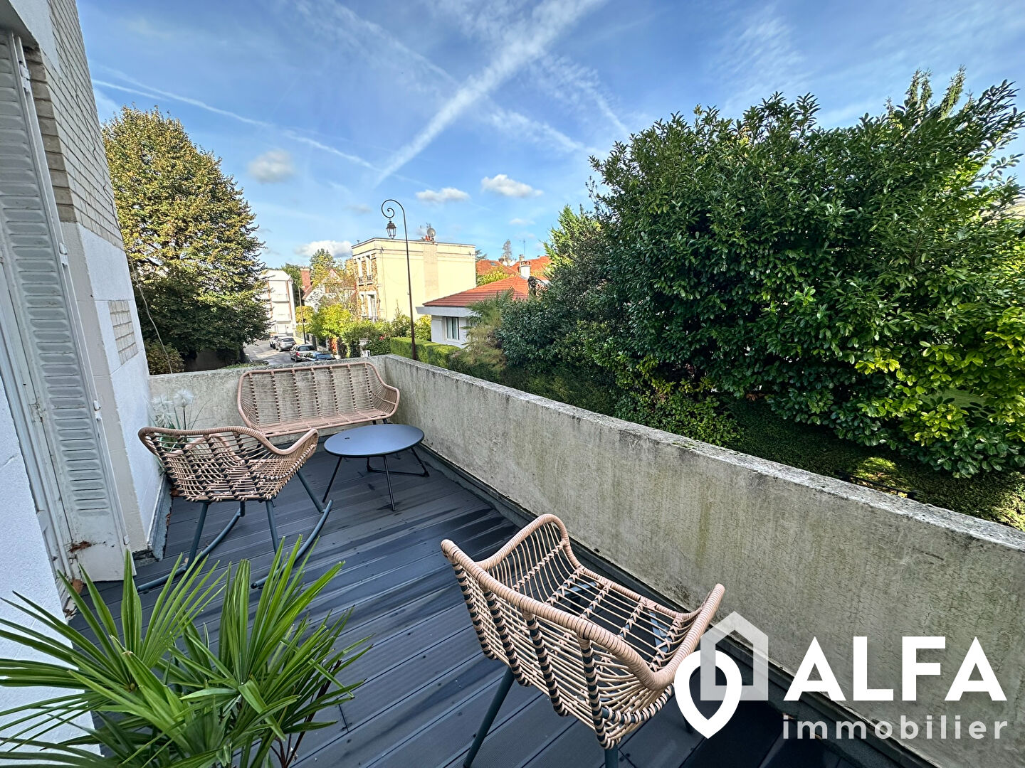 Photo Appartement Enghien Les Bains 2 pièces 40 m2 avec terrasse. image 2/6