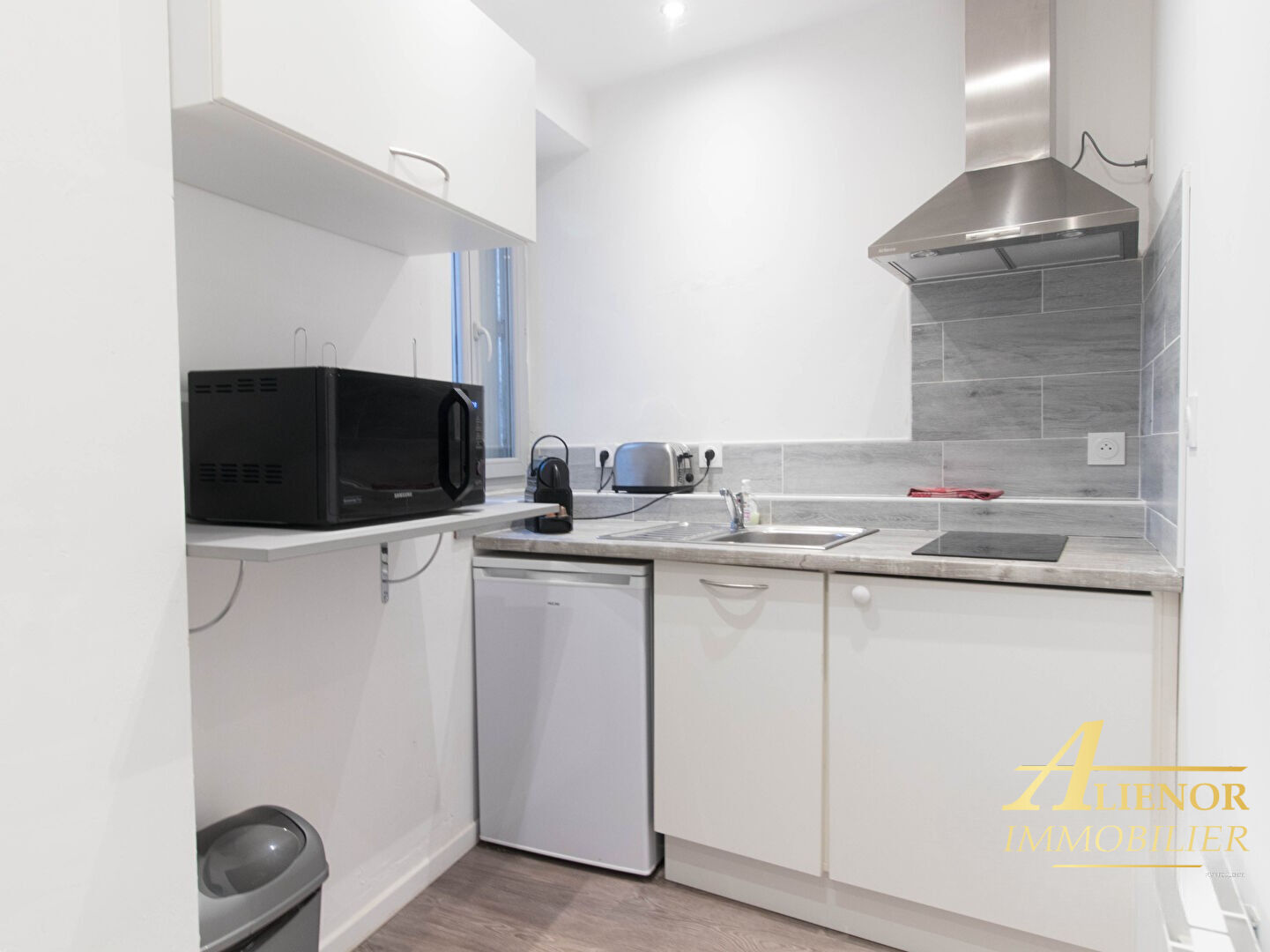 Photo Immeuble de 4 studios rénovés - Périgueux centre historique image 3/6