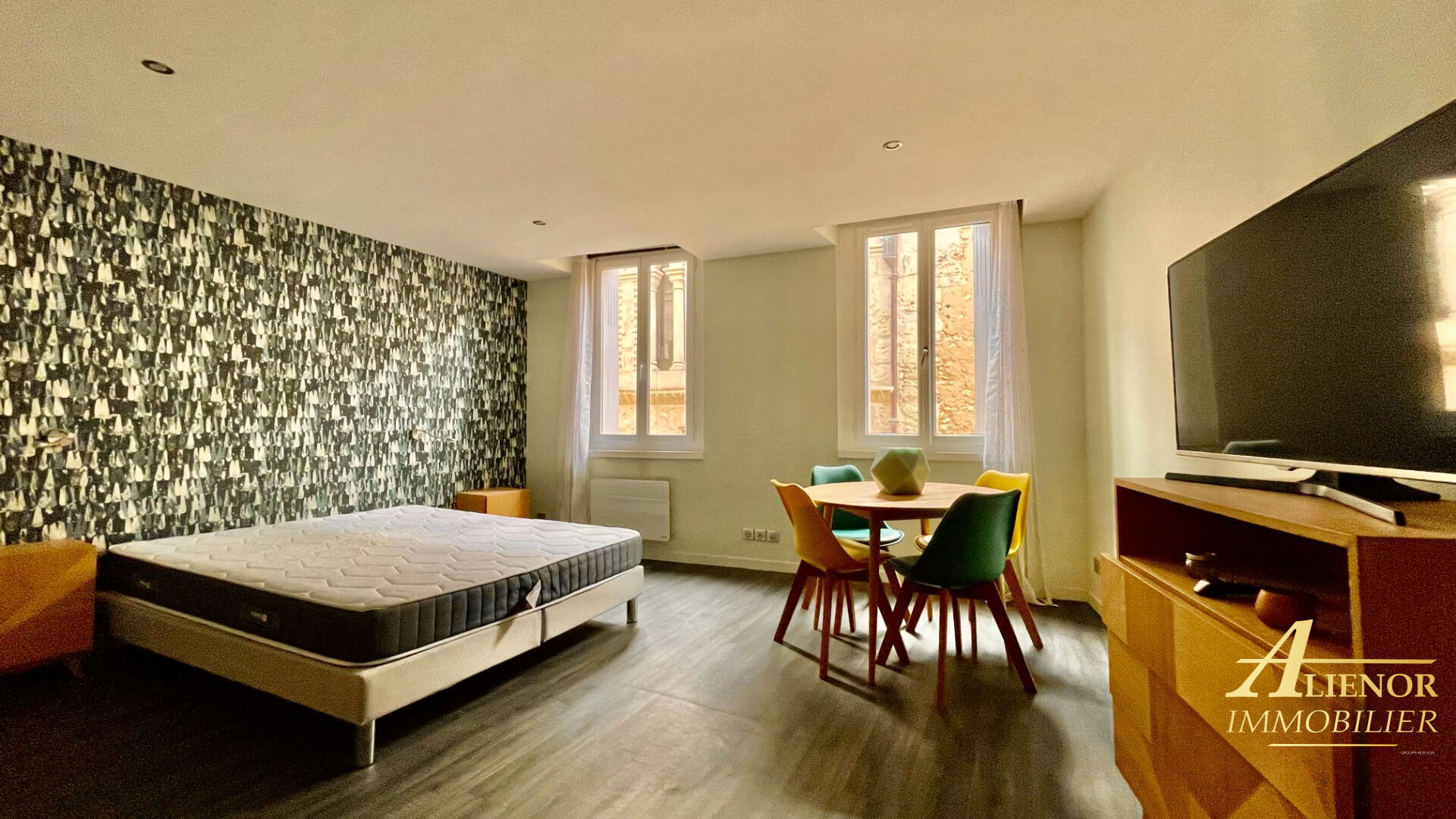 Photo Immeuble de 4 studios rénovés - Périgueux centre historique image 6/6