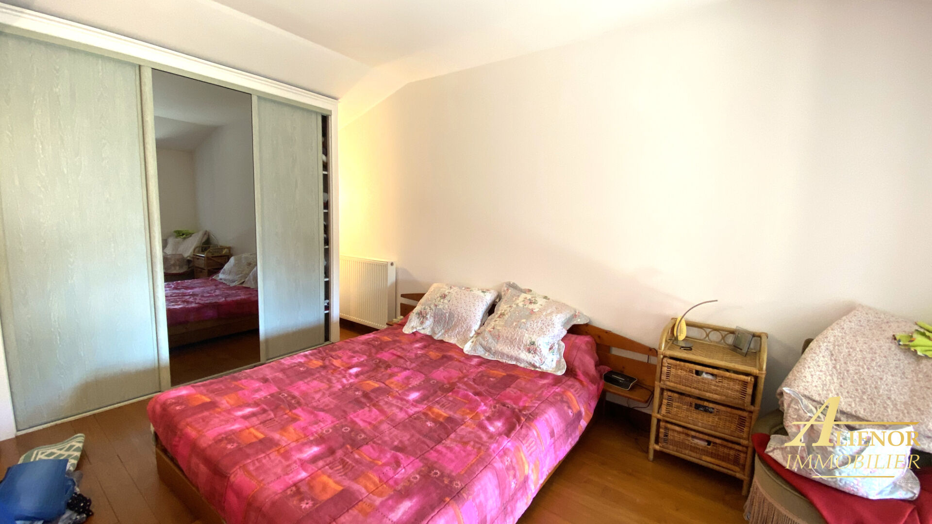 Photo Maison en pierre de caractère - Proche de Brantôme 24310 image 6/6