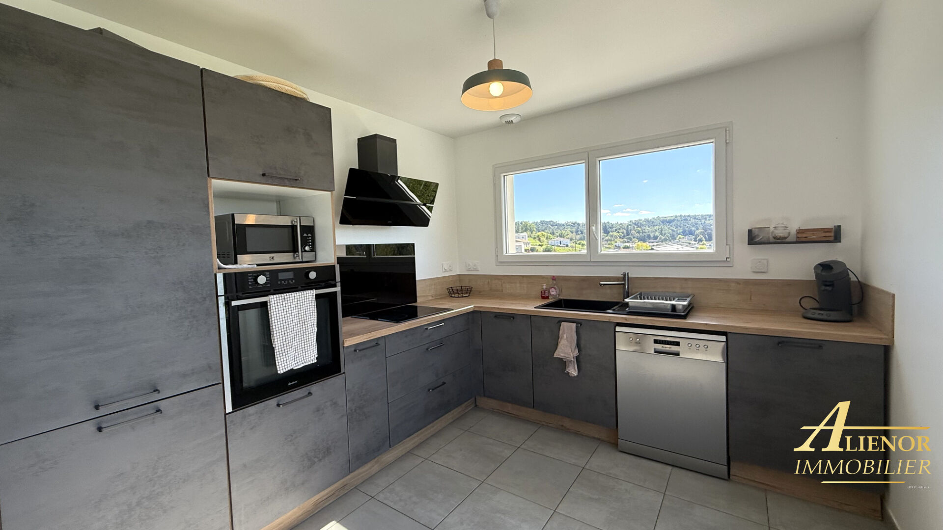 Photo Plain-pied avec piscine Boulazac image 4/6