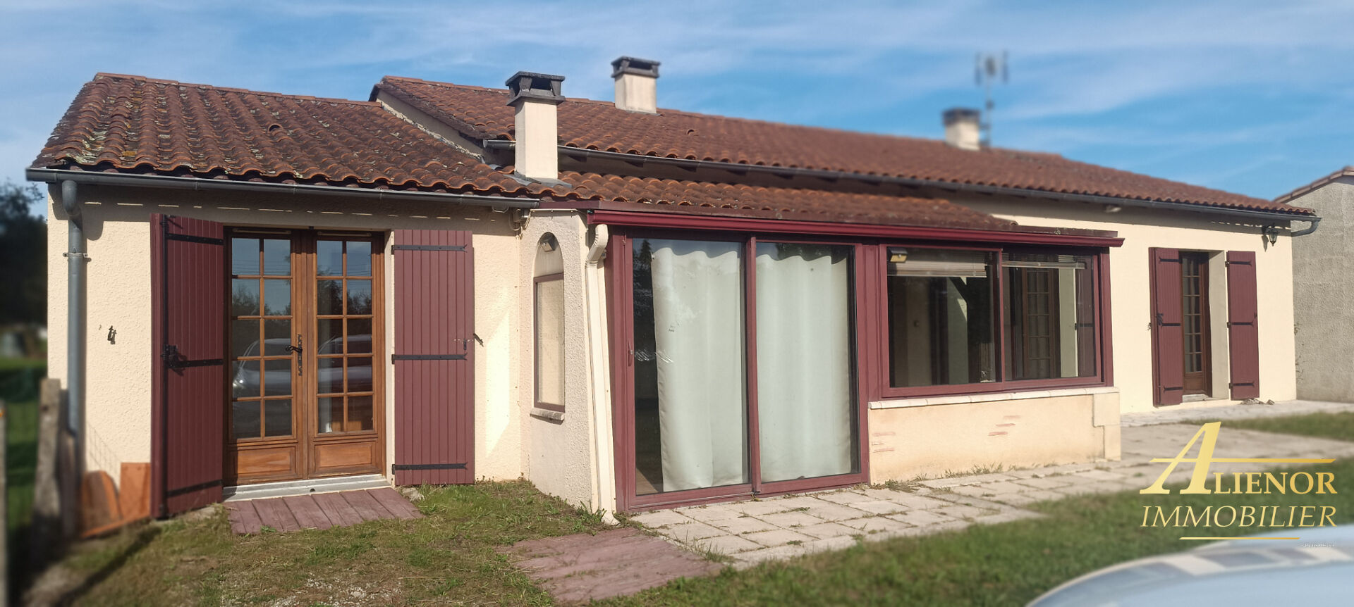 Photo Maison Mouleydier  5 pièce(s) 104 m2 image 2/6