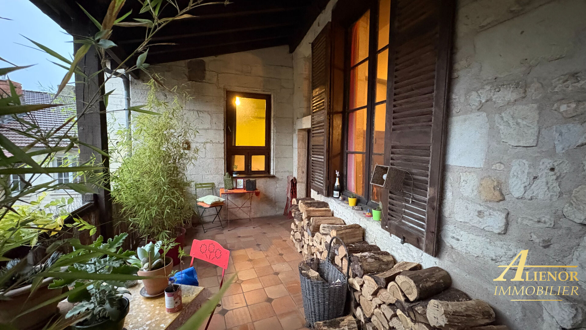 Photo PERIGUEUX : Appartement de Type 2 image 2/6