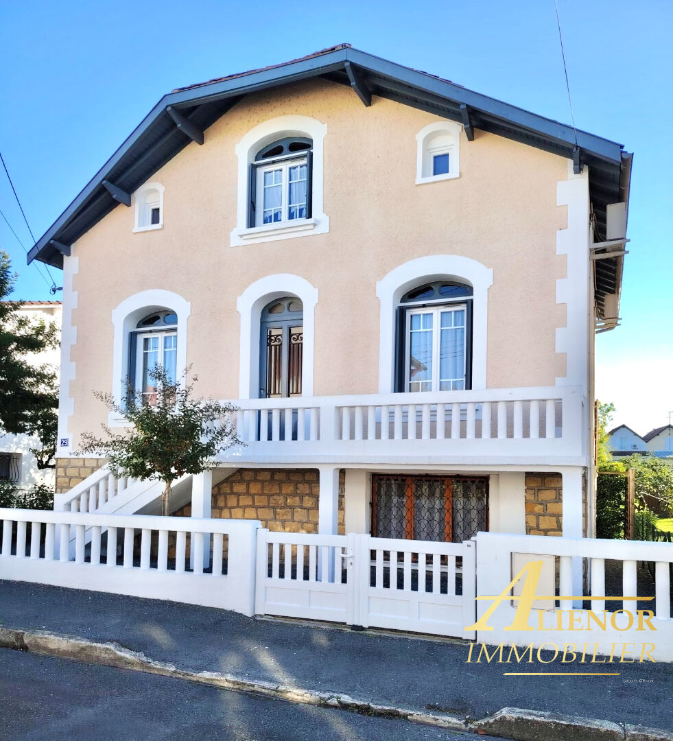Maison Bergerac 162 m2 avec piscine